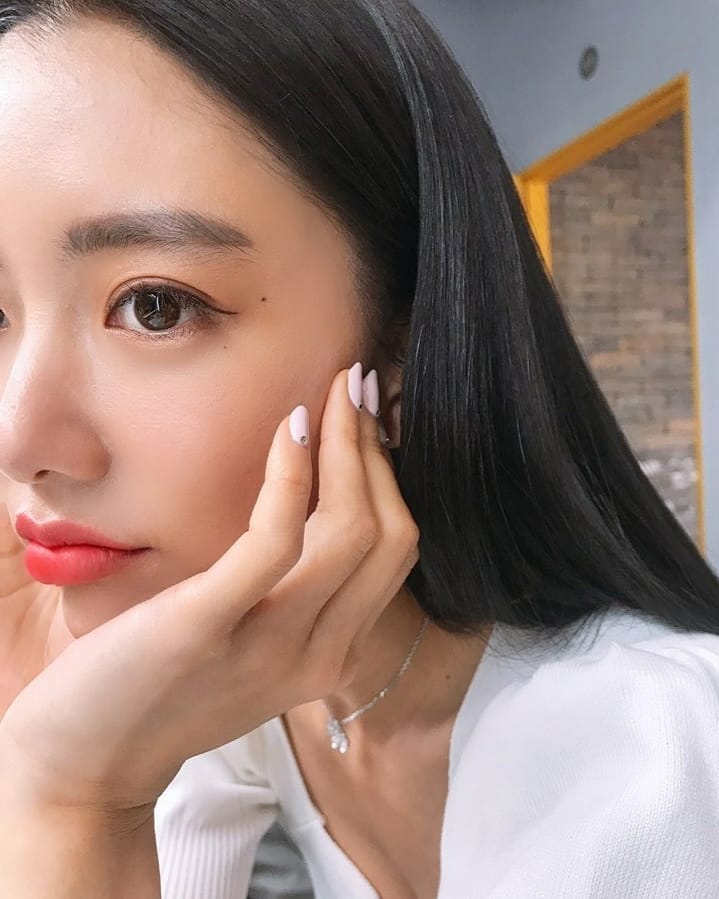 韩美女主播热午 悬疑